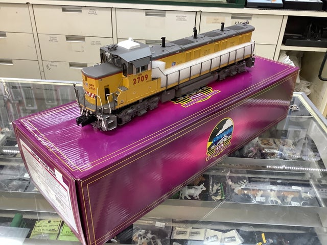 Locomotives Diesel Union Pacific SD-9 3 rails échelle O MTH
